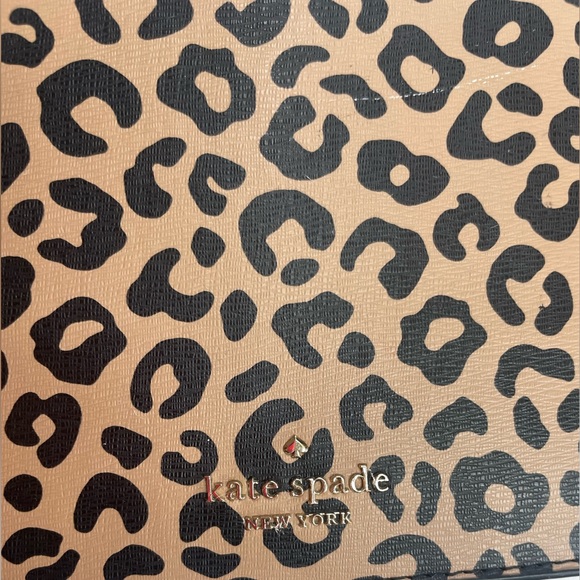 Kate spade crossbody purse - Picture 2 of 4